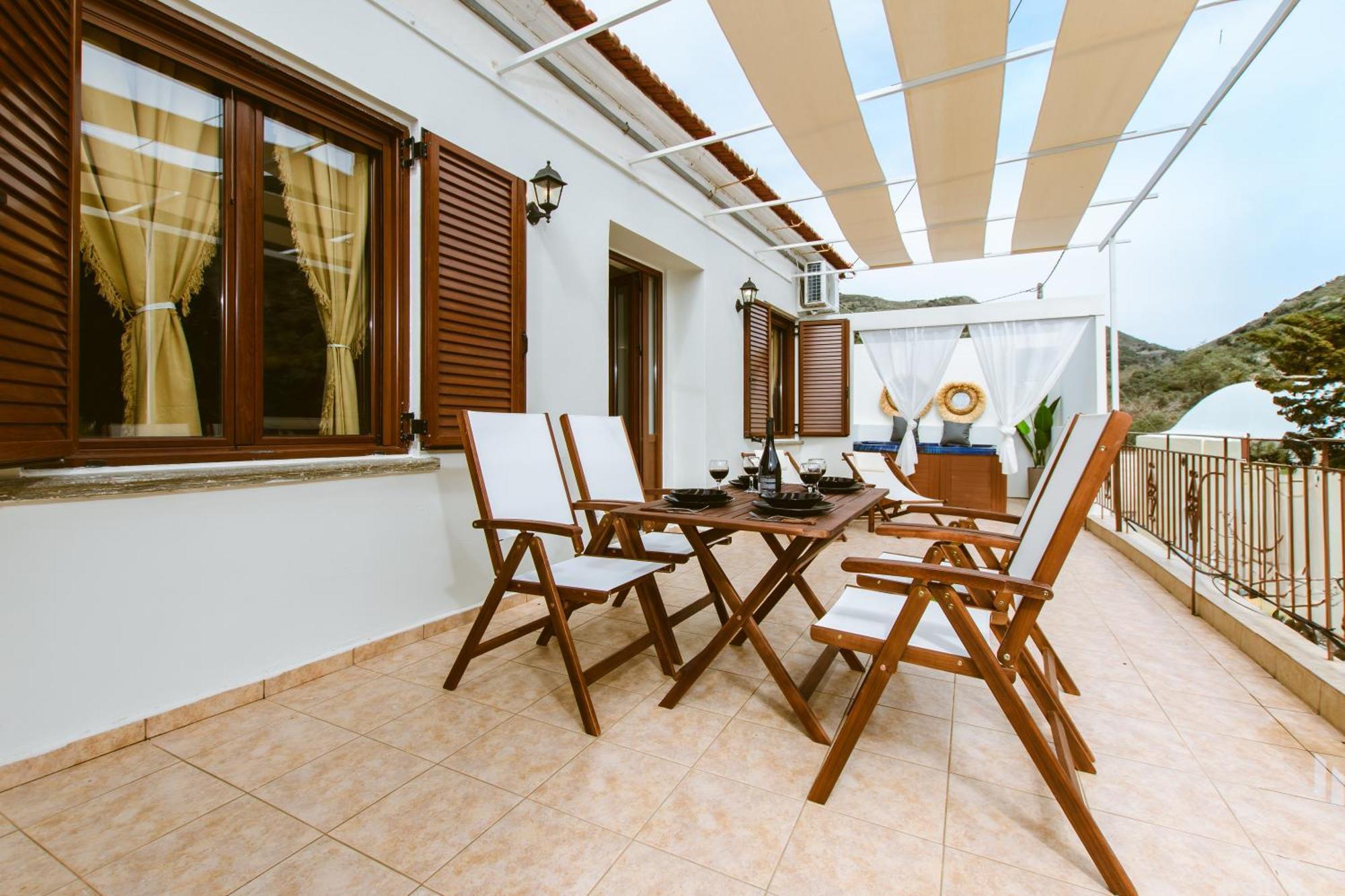 Apartment Erotokritos Deluxe With Jacuzzi